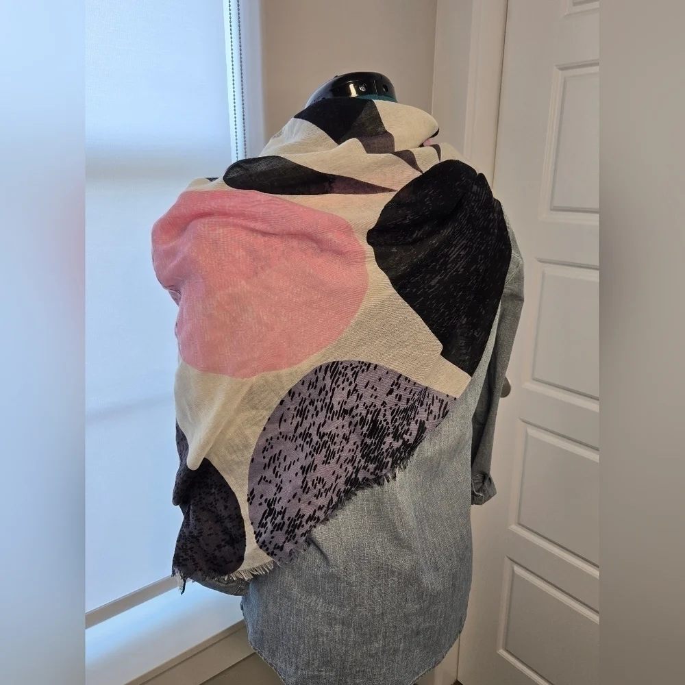 BP BRASS PLUM LIGHTWEIGHT SCARF SHAWL WRAP BLACK PINK PURPLE ABSTRACT WOMEN OS